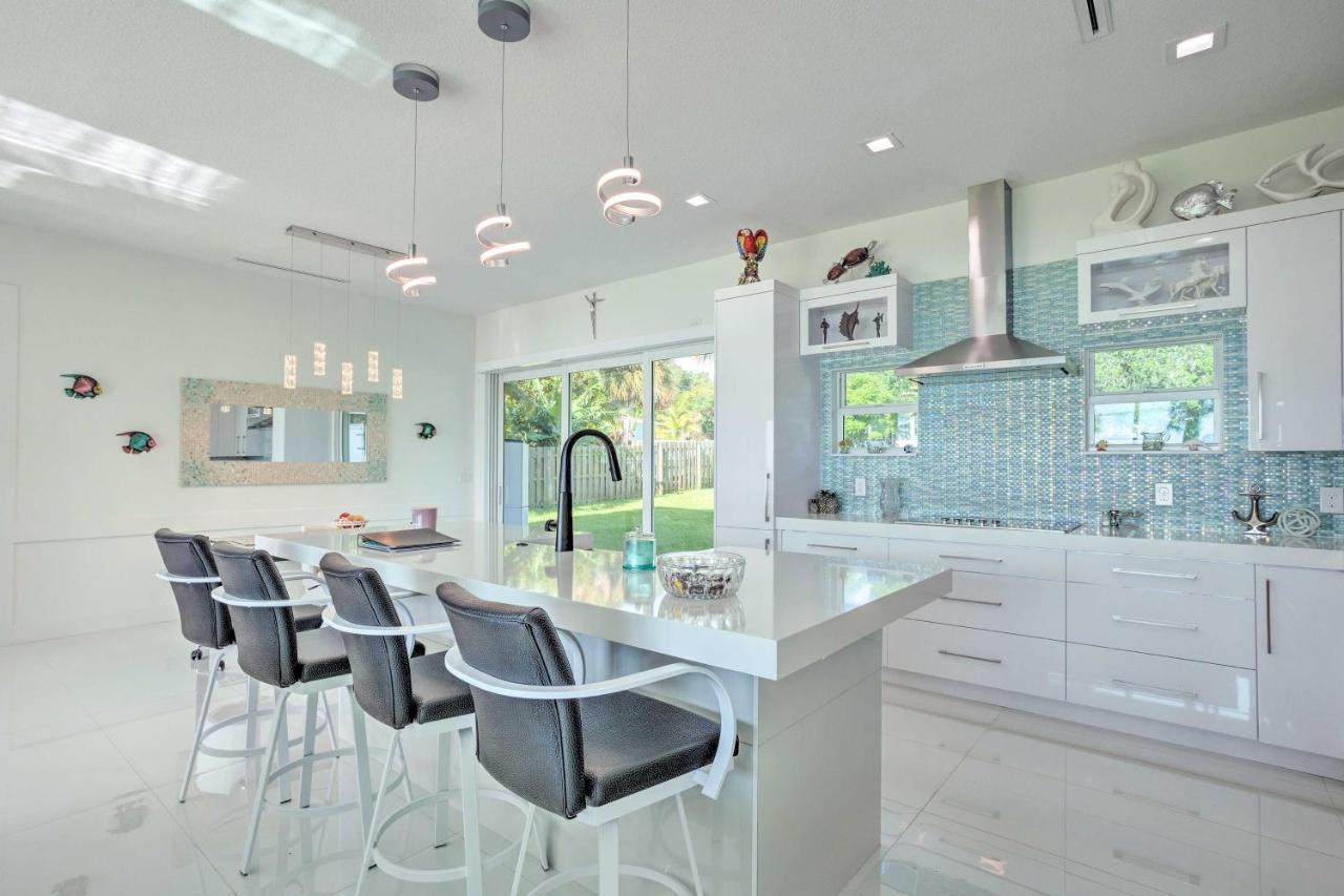 Sleek Fort Pierce Vacation Rental With Private Dock! Exterior photo