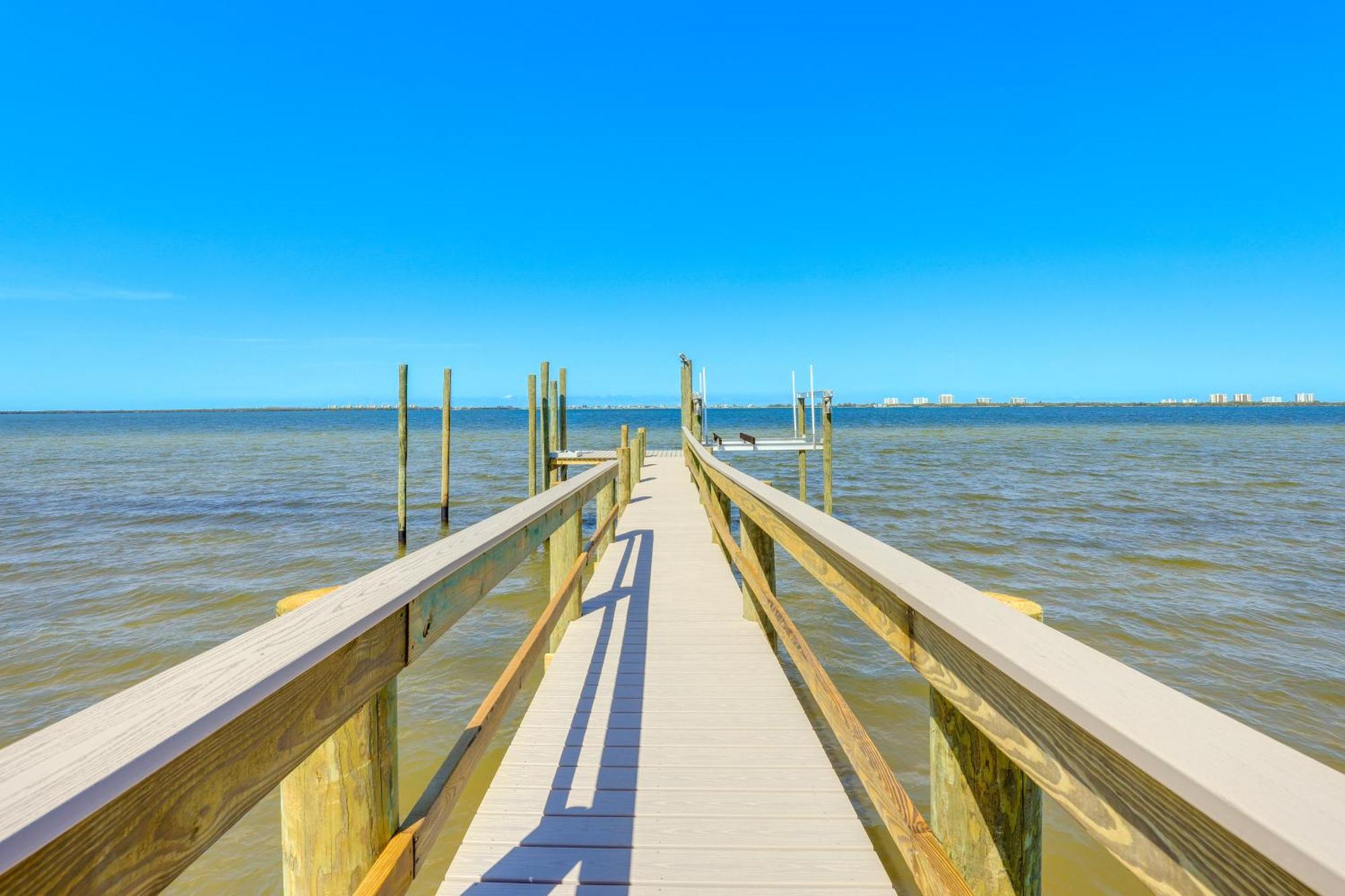 Sleek Fort Pierce Vacation Rental With Private Dock! Exterior photo